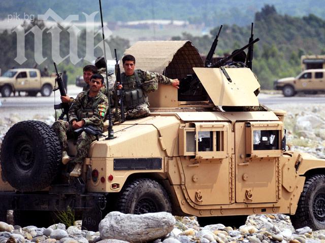 Талибан-камикадзе атакува с магаре конвой на НАТО