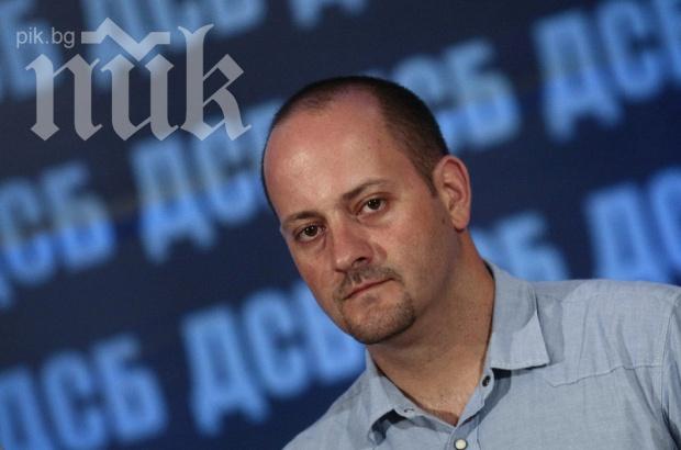 Радан Кънев: Половината от заема ще отиде в джоба на енергийната мафия