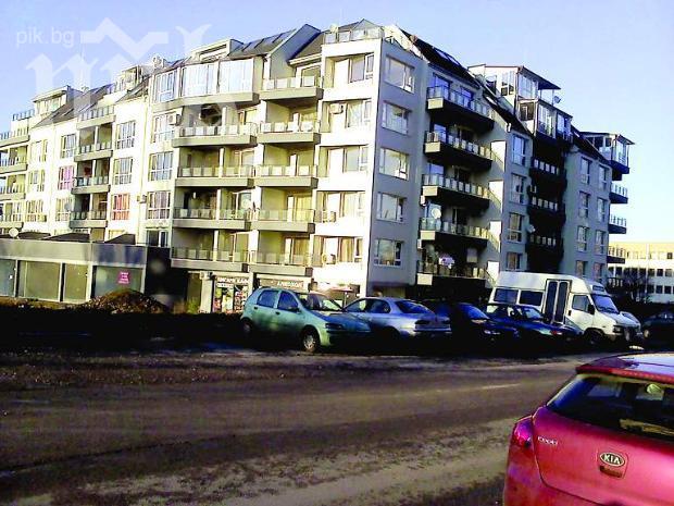 Жилищата у нас продължават да поевтиняват