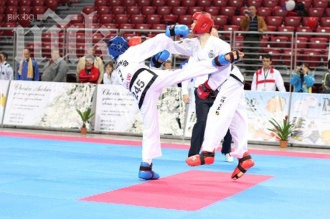 България с 14 медала на Световното по таекуон-до