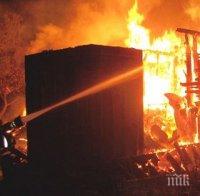 ОГНЕНА ВЕНДЕТА: Запалиха заведение на пътя за Слънчев бряг