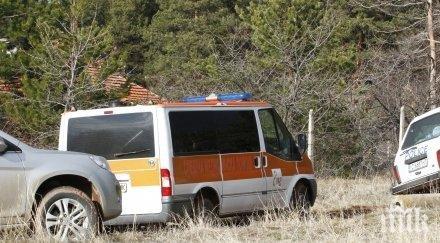 тийнейджърка заби колата дърво ранени