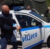 Тийнейджър на 16 години заби юмрук в лицето на полицай