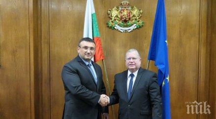 министър маринов срещна новоназначения посланик държавата израел