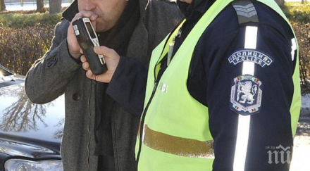 мъртво пиян шофьор катастрофира изборната секция каспичан