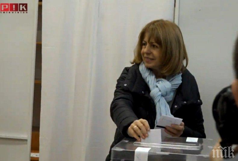 ОФИЦИАЛНО: ЦИК към 5 часа за битката в София: Йорданка Фандъкова печели балотажа с 49,98% (ДАННИ ПО РАЙОНИ)