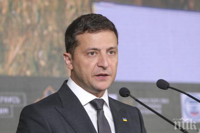 Президентът на Украйна готов да изтегли войските в Донбас