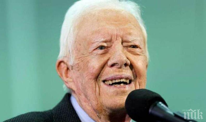 Бившият американски президент Джими Картър поднови лекциите си в неделно училище
