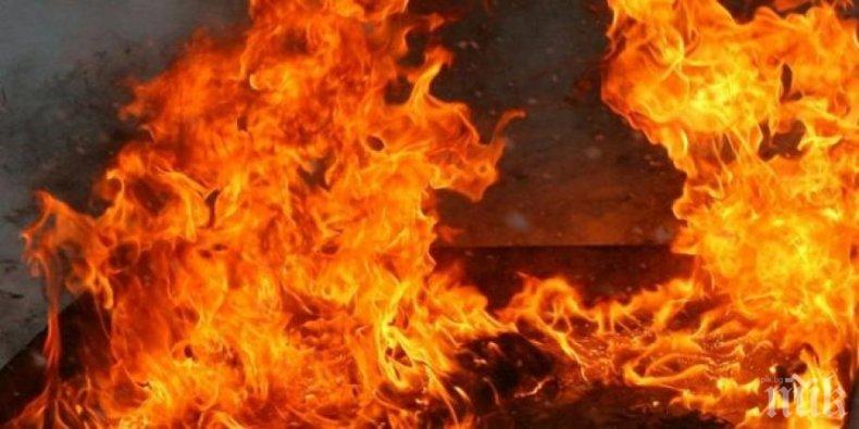 ТРАГЕДИЯ: Мъж изгоря в дома си посред нощ