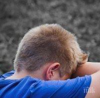 СТРАШЕН СКАНДАЛ: Лелка в детска градина наказа 5-годишен да мие тоалетните