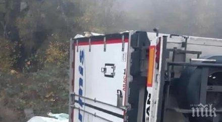 последните минути два тира обърнаха видинско затвориха