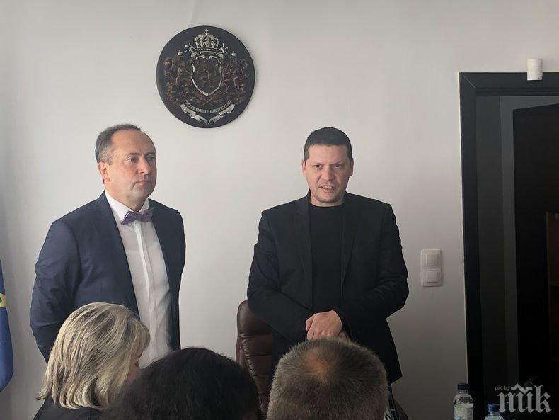 Новоизбраните кметове от Софийска област започнаха да полагат клетва пред областния управител Илиан Тодоров