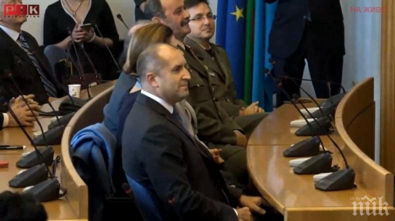 Румен Радев и Екатерина Захариева ще се срещнат с първия дипломат на Люксембург