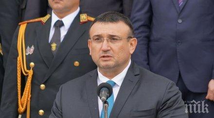 младен маринов пребори полицаите скачат заплатите нощния труд