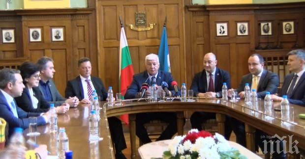 Новият кмет на Пловдив представи екипа си, има големи изненади