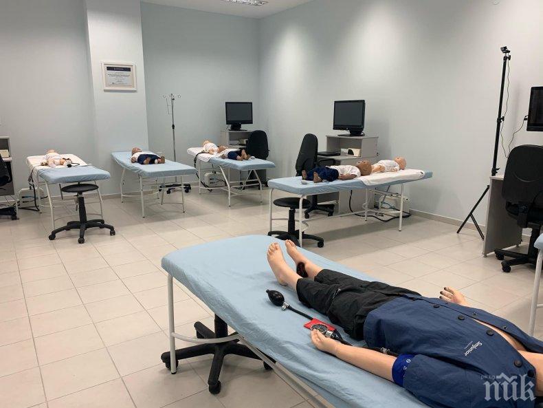 Световни специалисти демонстрират новости в Медицинския университет в Пловдив
