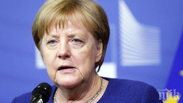 Ангела Меркел с призив Европа да защитава демокрацията