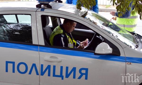 Разследват румънски шофьор, опитал да подкупи патрул