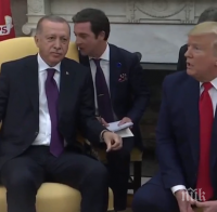 Доналд Тръмп напомни на Реджеп Ердоган за милионите сирийски бежанци