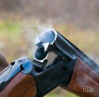 СТРАШНО НЕЛЕПО! Фермер слезе от джипа си, настъпи пушката си и се уби на място 