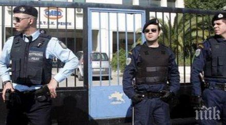 извънредни мерки сигурност около всички университети гърция