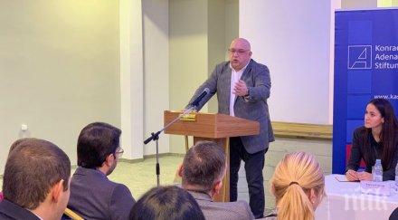 спортният министър красен кралев герб включва реално младите хора политическите процеси