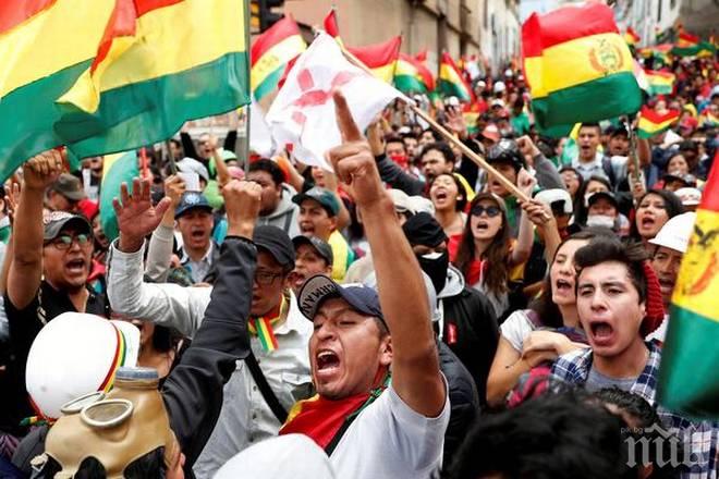 Петима загинали при сблъсъци в Боливия, Ево Моралес обмисля завръщане