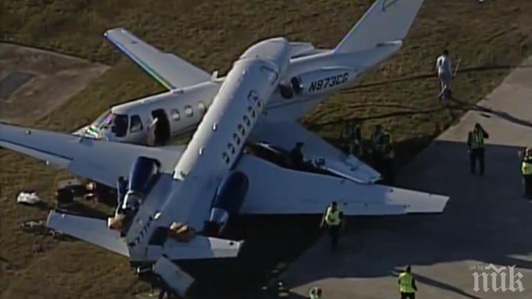 КАТАСТРОФА: Два самолета се сблъскаха на летище в Тексас