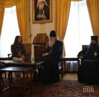 Патриарх Неофит прие американския посланик Херо Мустафа