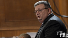 Ето защо Цацаров