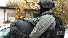 ЗРЕЛИЩНО: Ето как спецпрокуратурата и ГДБОП разбиха престъпна група за фалшифициране на документи и пари (ВИДЕО/СНИМКИ)