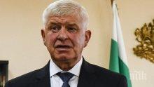 ОТ ПОСЛЕДНИТЕ МИНУТИ: Кирил Ананиев привика в здравното министерство директорите на болниците, свързани с починалото дете