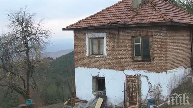 ЗА ПРИМЕР: Дете на бежанци дари спестяванията си на бедно семейство