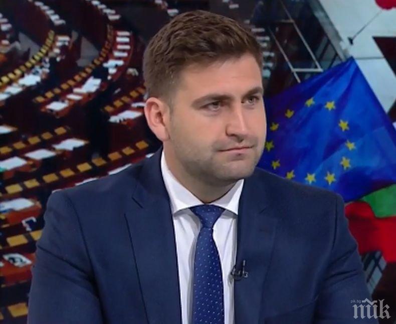 Андрей Новаков попиля Радан Кънев: Над нагона за повече лайкове стои България и интересът на народа