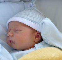 Раждат се по-малко бебета у нас, има разлика в смъртността при жени и мъже 