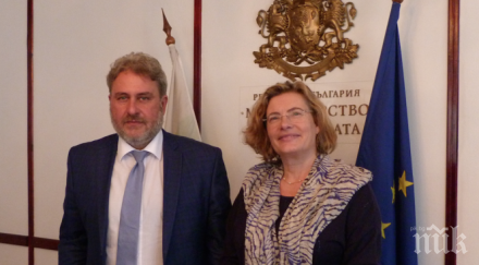 боил банов срещна френския посланик