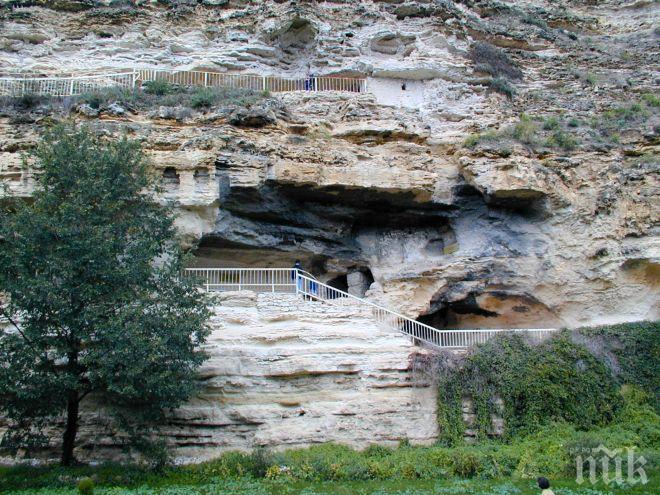 Водата от чешмата на Аладжа манастир - негодна за пиене