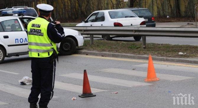 Мъж помете с колата си 17-годишен младеж във Врачанско