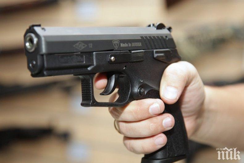 Побеснял охранител отива на съд - гърмял с пищов за кеф и заплашил ченгета с убийство