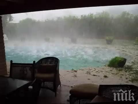 В ПУСТИНЯТА: Аризона побеля от градушка (ВИДЕО)