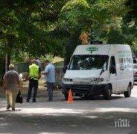 Автобус и пикап се разбиха край Карлово, трима са ранени