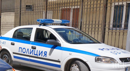 ученици обраха два магазина велико търново