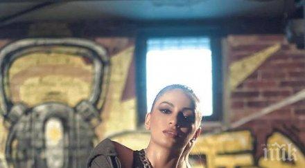 върнаха документите плеймейтката марешка