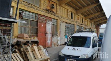 окървавеното двойното убийство пловдив снимки