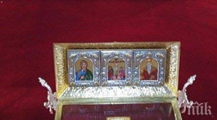 светиня изнасят поклонение мощите свети апостол андрей първозвани