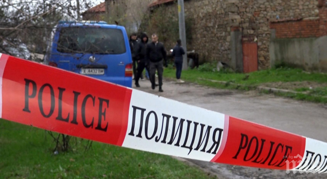 КРЪВОПРОЛИТИЕ ВЪВ ВРАЦА: Убиха 77-годишен мъж в дома му