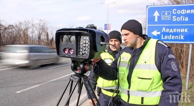 УМНАТА НА ПЪТЯ: Новите мобилни камери засичат джигитите и през нощта 