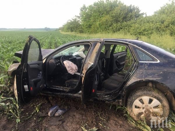 Тийнейджърка се потроши в ауди край Шумен