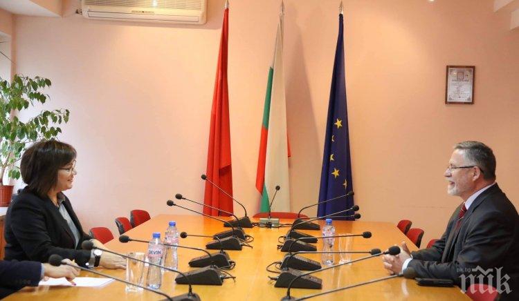 Корнелия Нинова облъчва полския посланик с Визия за България