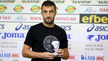ФУТБОЛНА МЪЛНИЯ: Острието Дани Младенов напуска Етър
